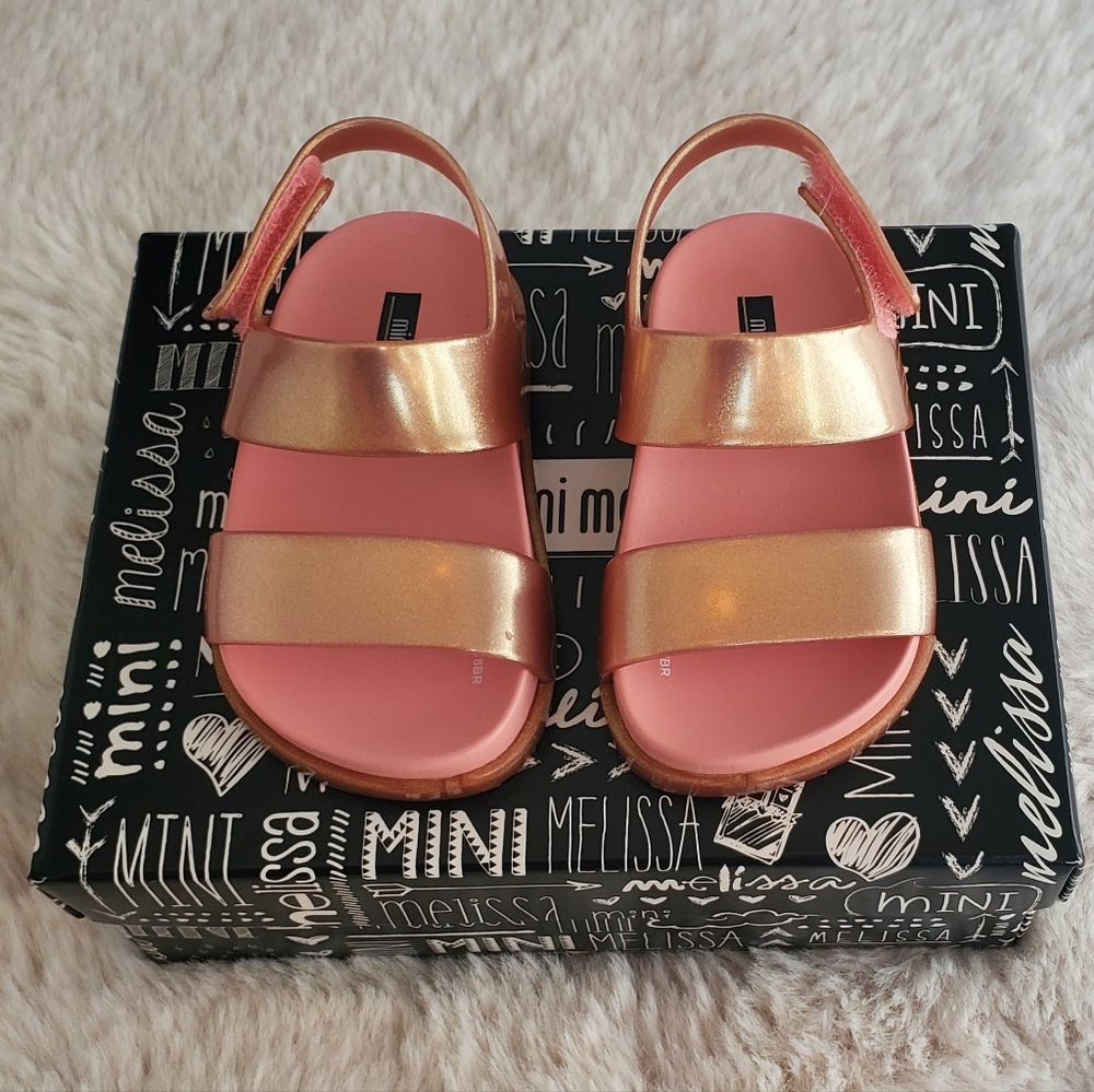 New In Box Mini Melissa Cosmic Sandal Rose Gold Size 5 Toddler